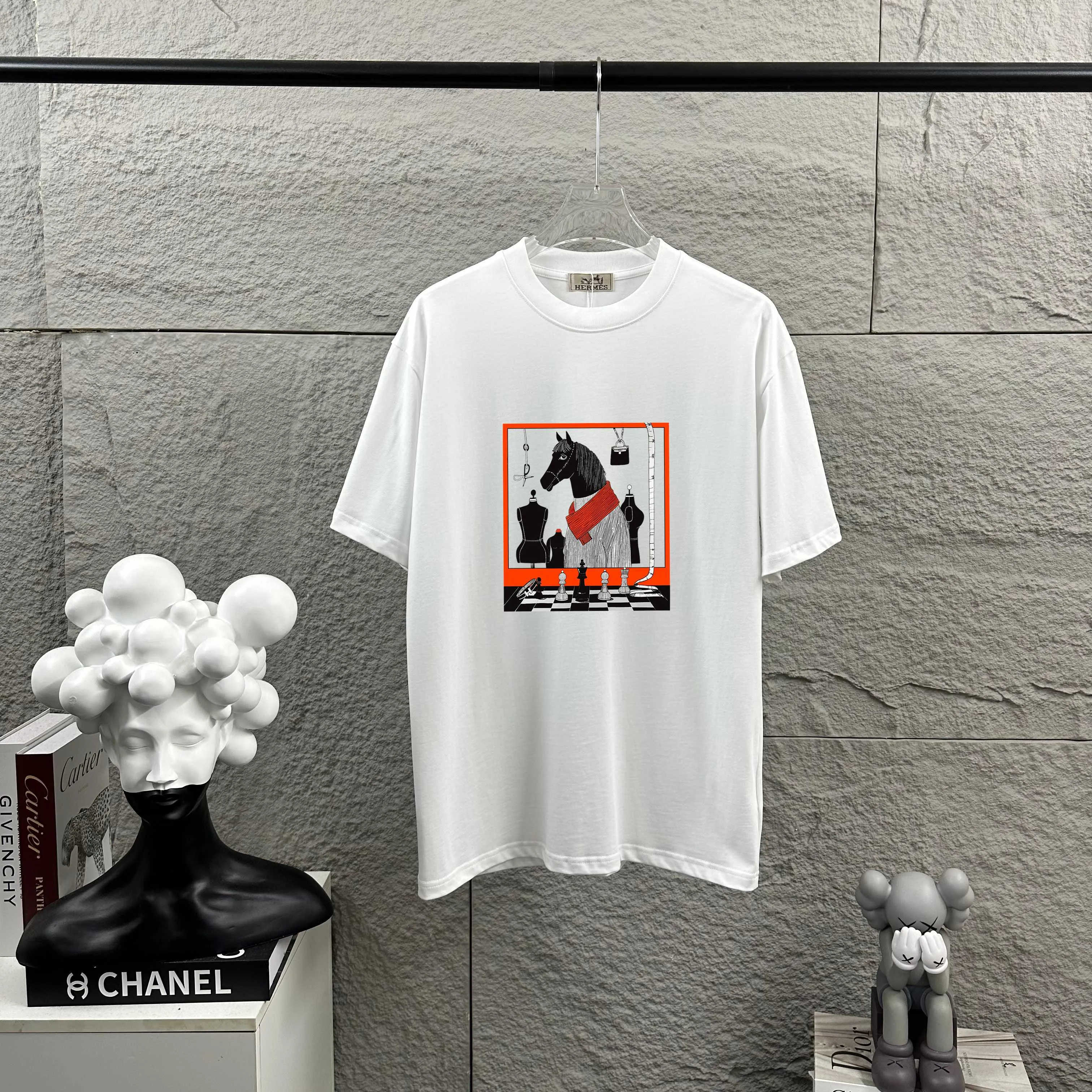 Herme* * 2026 New Arrival Classic T Same Style ：Black White Gray Size： S （90-130 ） M （120-150 ） L （140-165 ） XL （160-180 ） XXL （180-210 ）